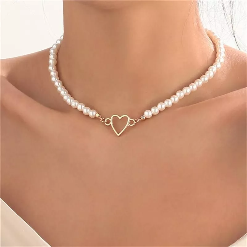 Trendy Love Heart Pearl Choker Necklace Female Personality Party Fashion Clavicle Collier Accessories Colar Perlas Collar Gift