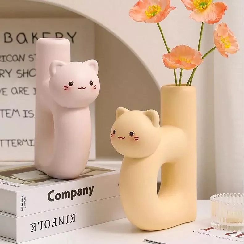 Letter Shape Lovely Kitten Vase Resin Crafts Flower Pots Desk Decoration Flower Arrangement Cartoon Cat Vases Modern Home Decor Letter Shape Lovely Kitten Vase Resin Crafts Flower Pots Desk Decoration Flower Arrangement Cartoon Cat Vases Modern Home Decor